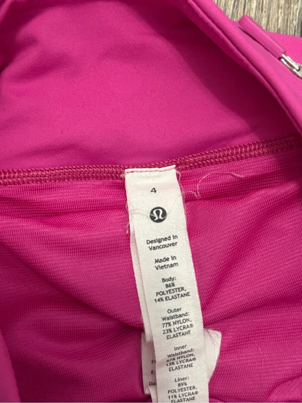lululemon speed up low rise shorts sonic pink 4" size 4 - Picture 4 of 5